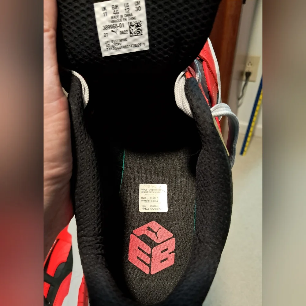 Puma Men's Bold Red and Black Sneakers Size 12 - Picture 4 of 7